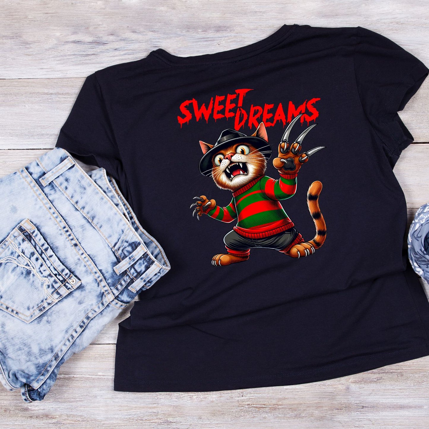 Sweet Dreams Horror Cat T-shirt