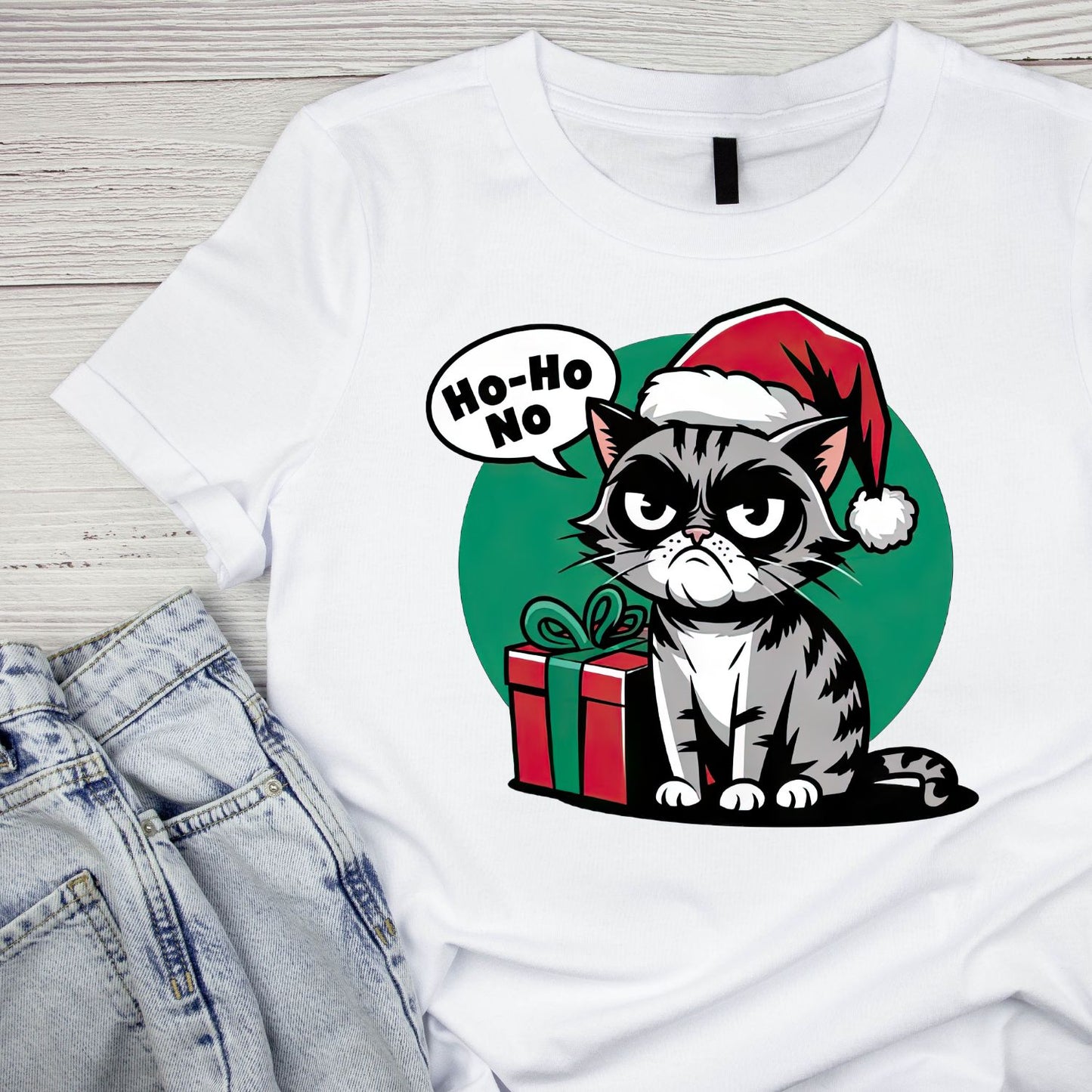 Hi Hi Not Grunpy Christmas Cat T-Shirt | Xmas Graphic Tee | Funny Holiday Shirt
