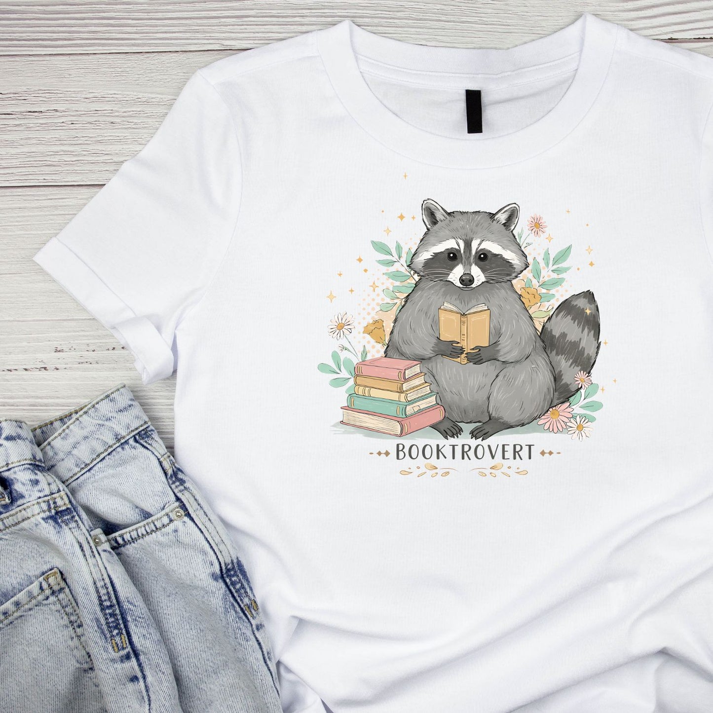Raccoon Booktrovert T-shirt