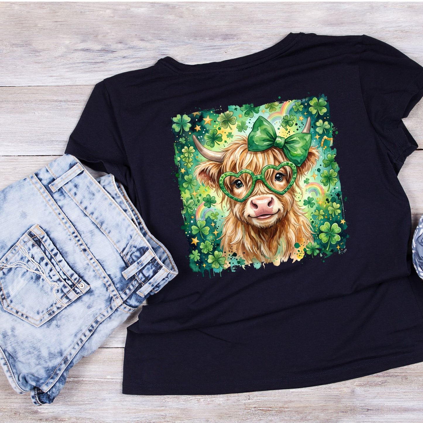 Highland Cow Watercolour St. Patrick’s Day Wearing Bow & Glasses T-shirt | St Patrick’s Day T-shirt | Shamrock