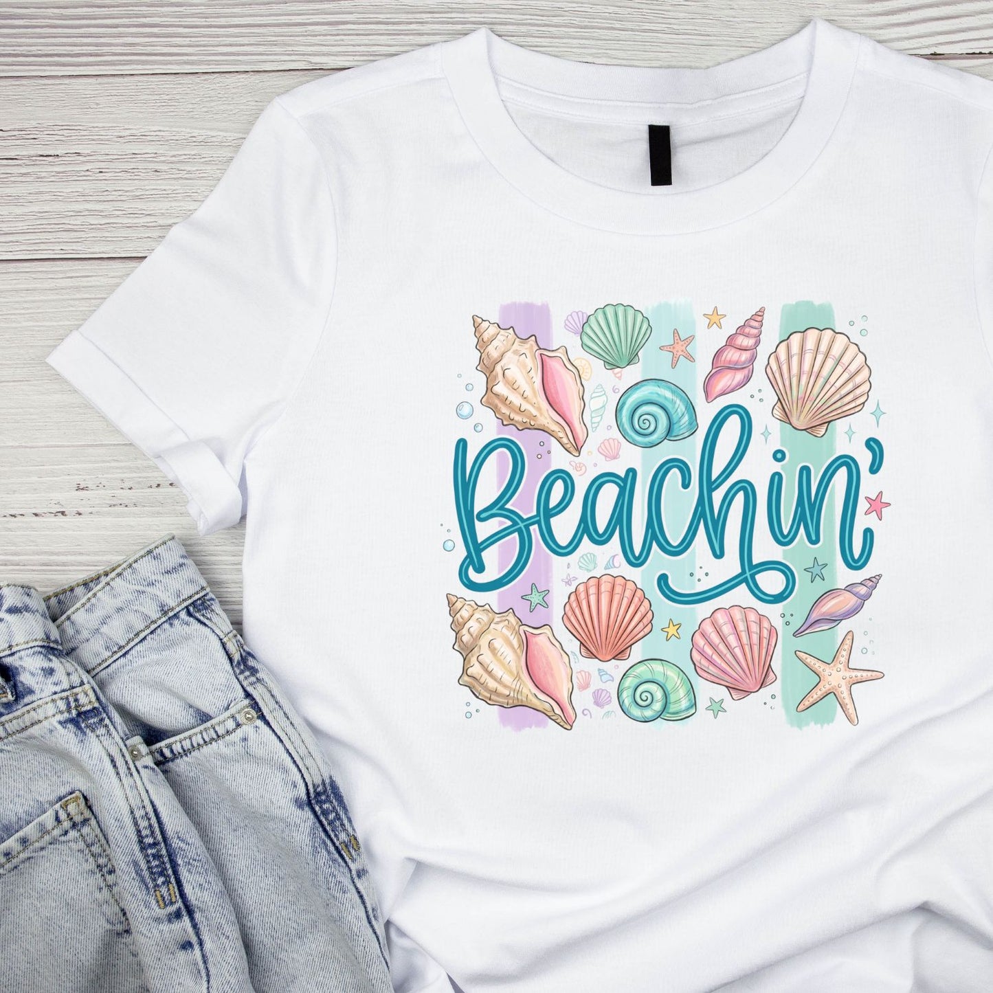 Beachin’ Seashells T-Shirt | Summer Graphic Tee | Beach Shirt