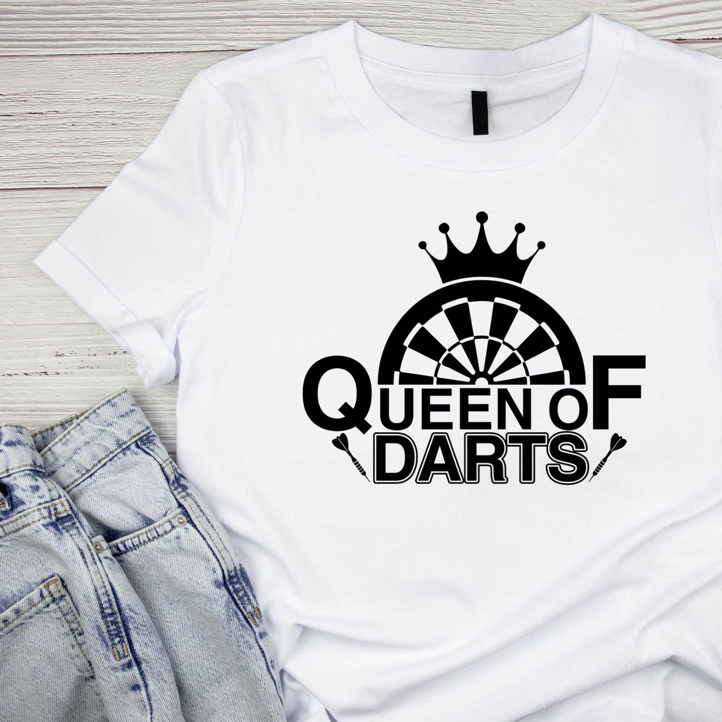 Queen of Darts T-Shirt | Darts Graphic Tee | Sports Shirt