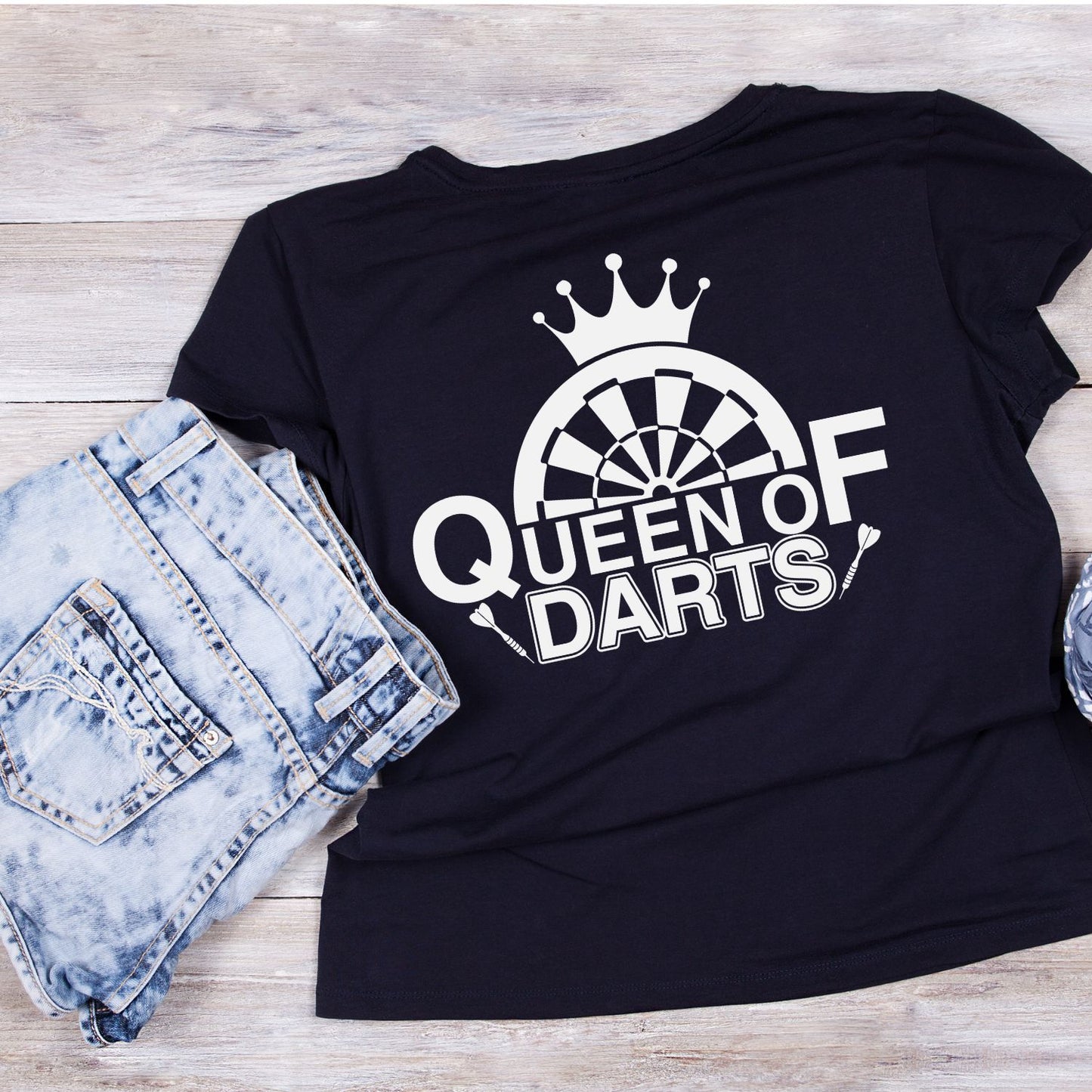 Queen of Darts T-Shirt | Darts Graphic Tee | Sports Shirt