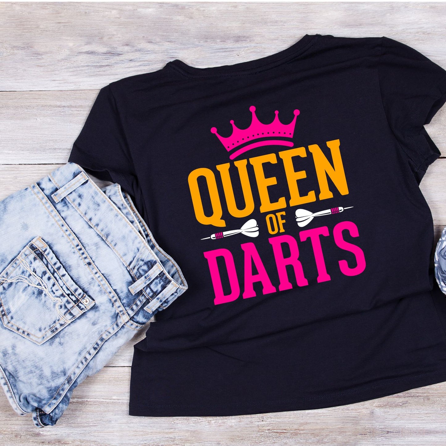 Queen Of Darts T-Shirt | Darts Graphic Tee | Sports Shirt